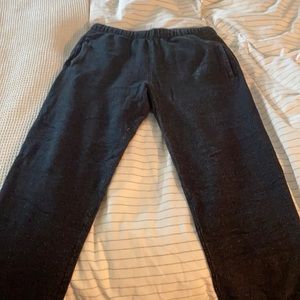 Men’s medium roots sweatpants